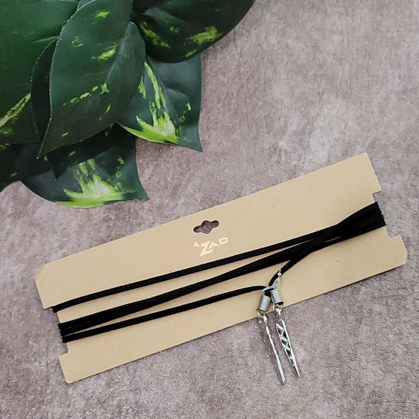 Zad Black Suede Silver Spike Lariat Necklace New 10$